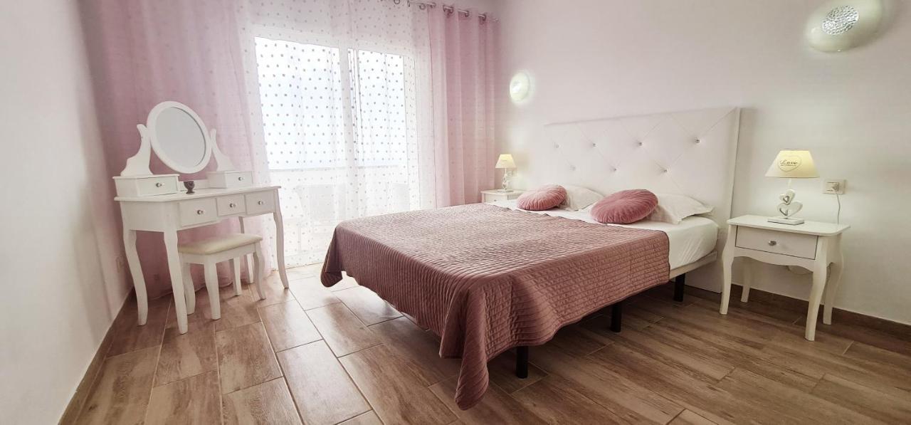 Апартаменты Cozy Sea Views In *